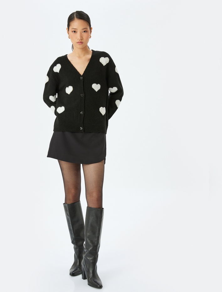  Uzun Kollu V Yaka Kalpli Triko Hırka