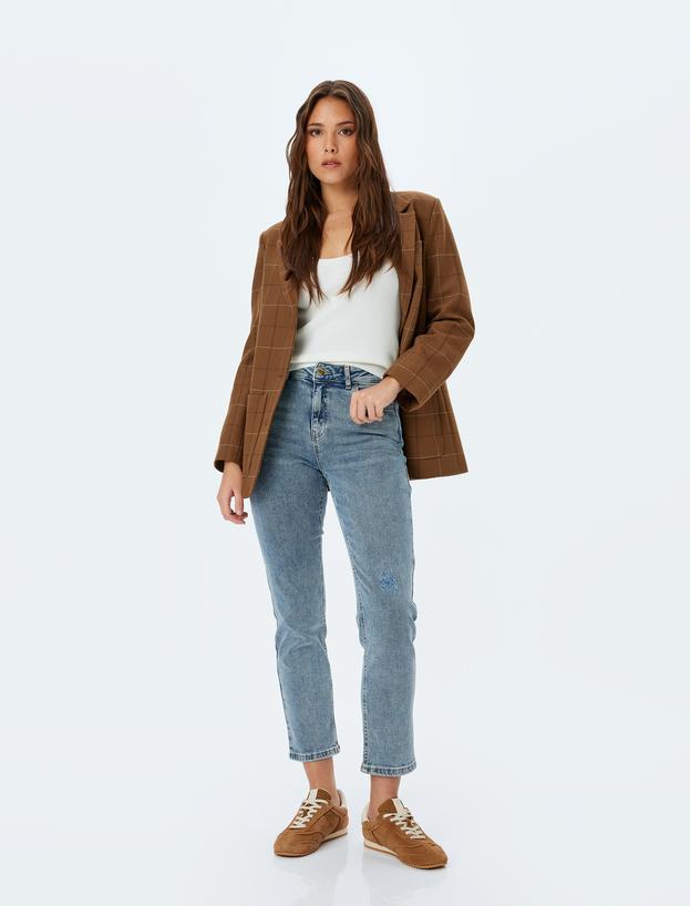 Düz Paça Normal Bel Düğmeli Cep Detaylı Kot Pantolon - Straight Fit Jean_0