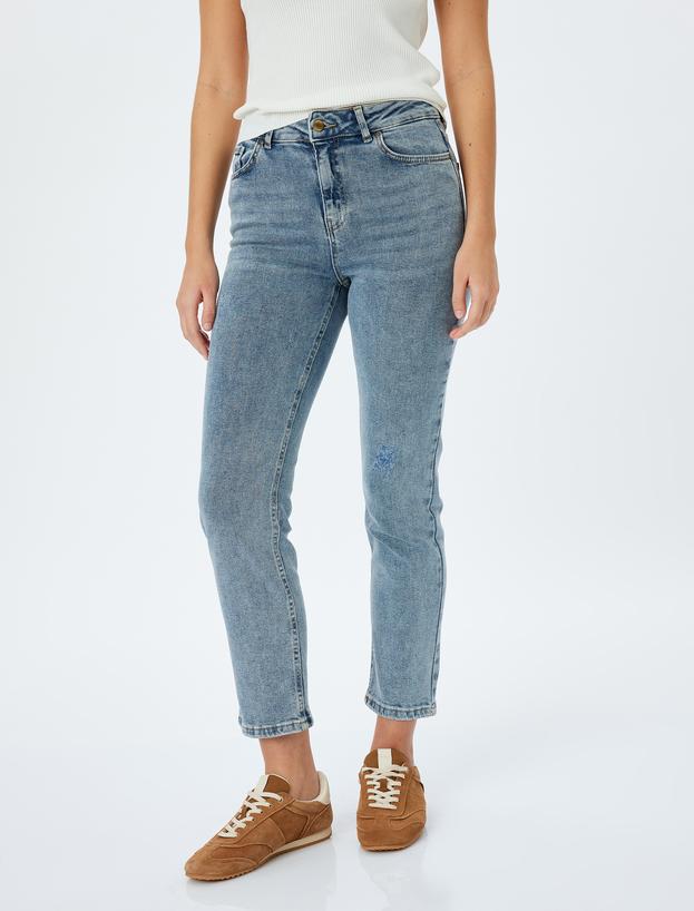 Düz Paça Normal Bel Düğmeli Cep Detaylı Kot Pantolon - Straight Fit Jean_2