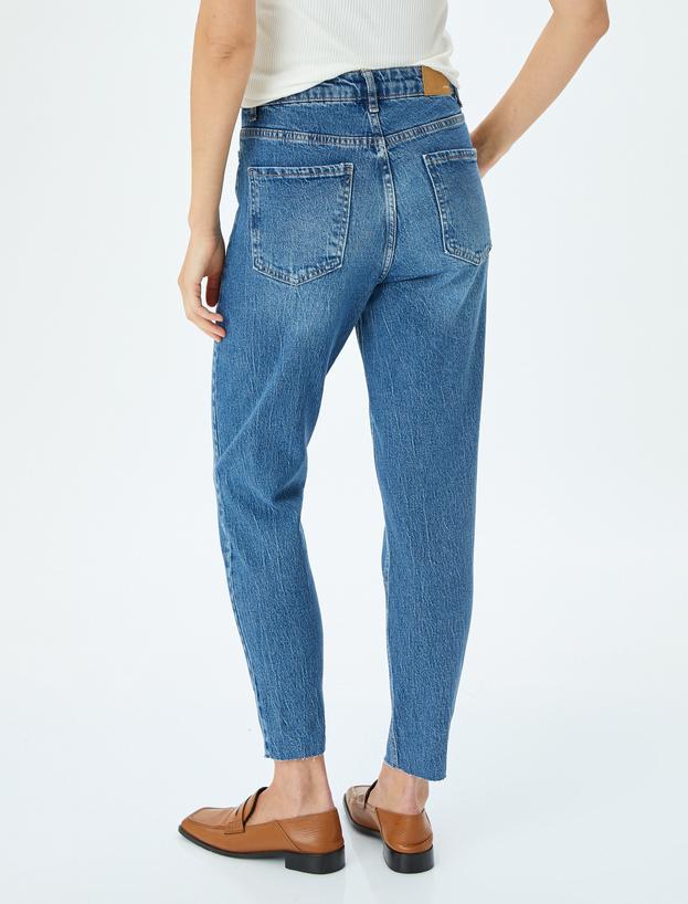 Yüksek Bel Bol Kalıp Düz Paça Düğmeli Cepli Pamuklu Kot Pantolon - Mom Jean_3