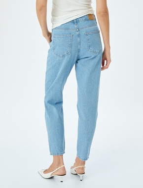 Yüksek Bel Bol Kalıp Düz Kısa Paça Düğmeli Cepli Pamuklu Kot Pantolon - Mom Jean_3