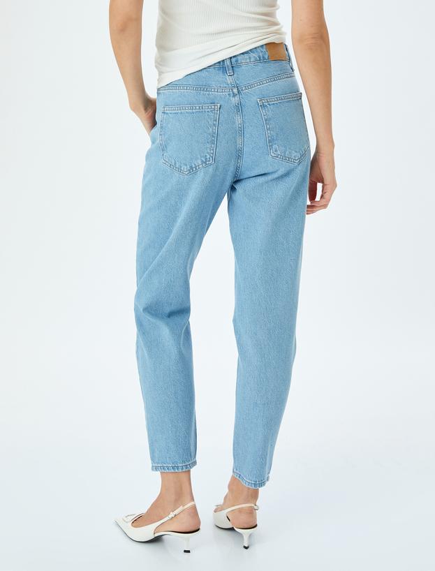 Yüksek Bel Bol Kalıp Düz Kısa Paça Düğmeli Cepli Pamuklu Kot Pantolon - Mom Jean_3