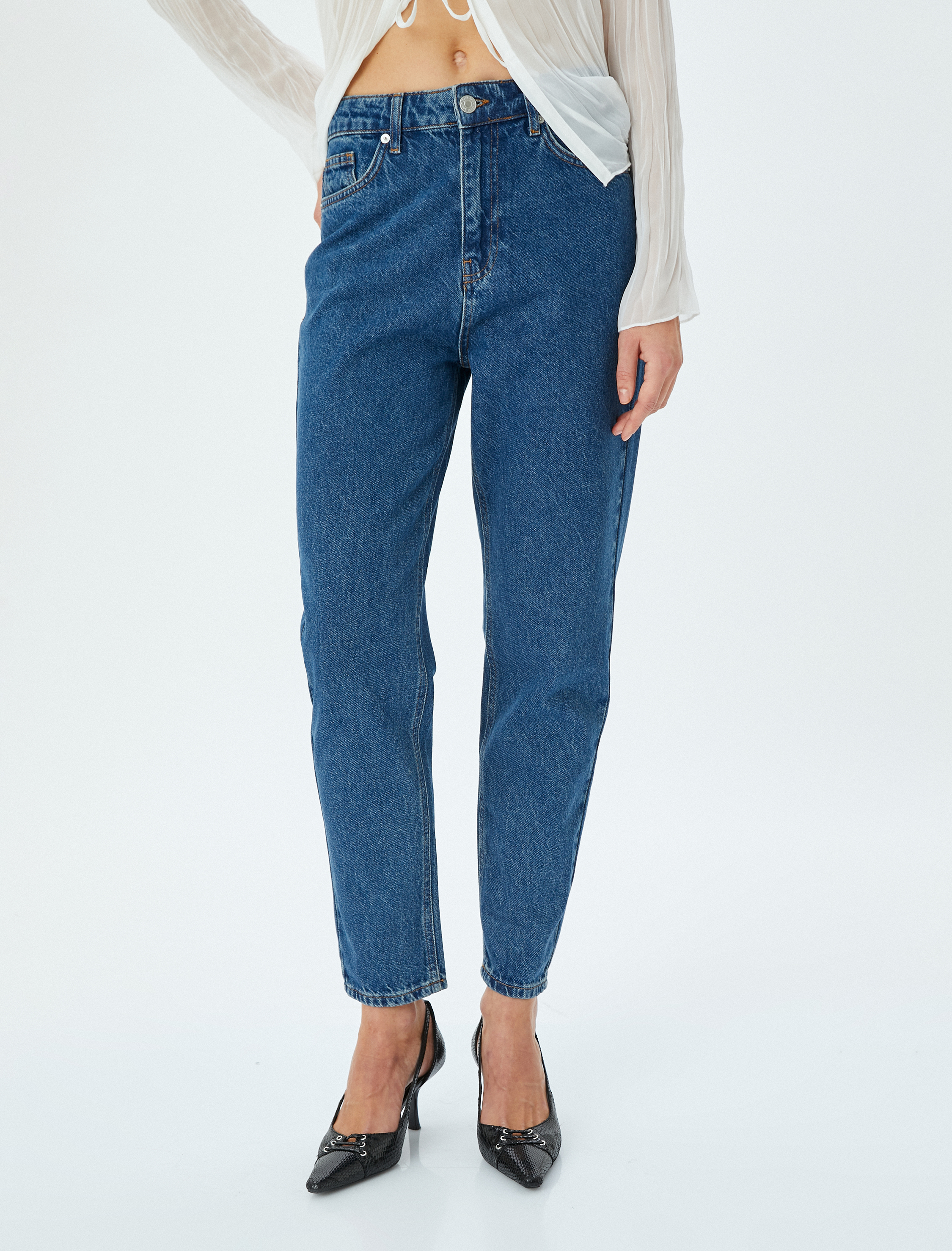   Yüksek Bel Bol Kalıp Düz Kısa Paça Düğmeli Cepli Pamuklu Kot Pantolon - Mom Jean