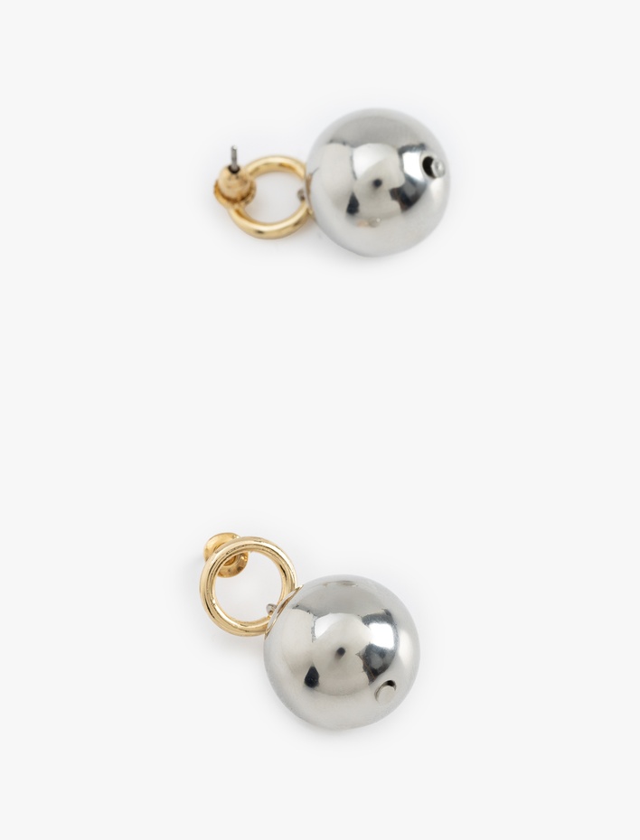 Kadın Sallantılı Küre Boncuk Küpe