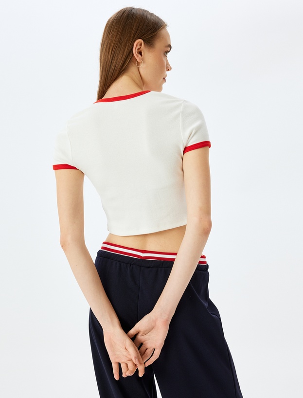 Baskılı Kısa Kollu Bisiklet Yaka Slim Fit Crop Kaşkorse Tişört_3