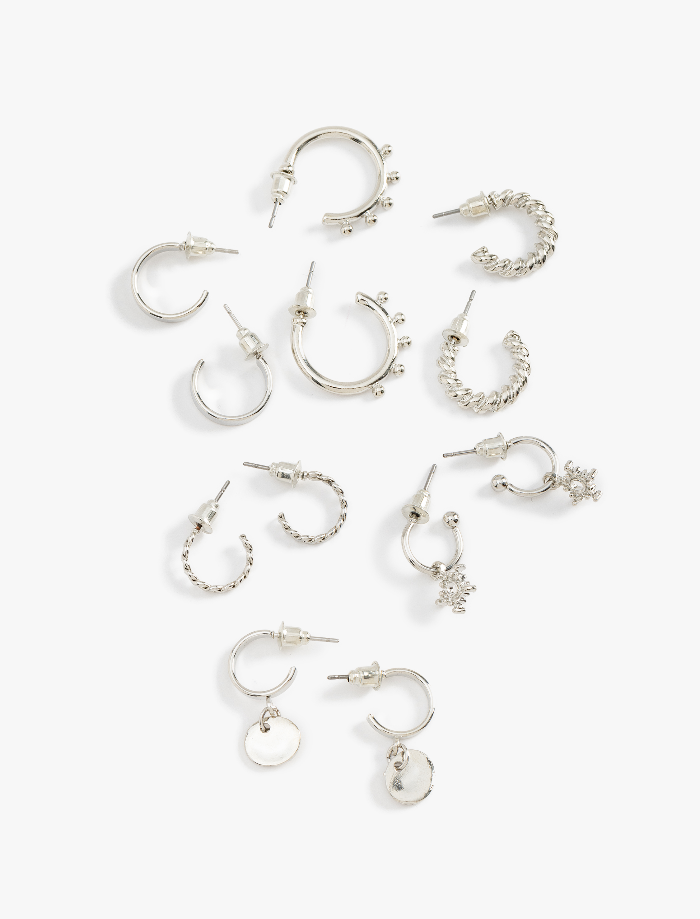  Kadın Çelik Burgu Charm Detaylı 6'lı Halka Küpe Seti