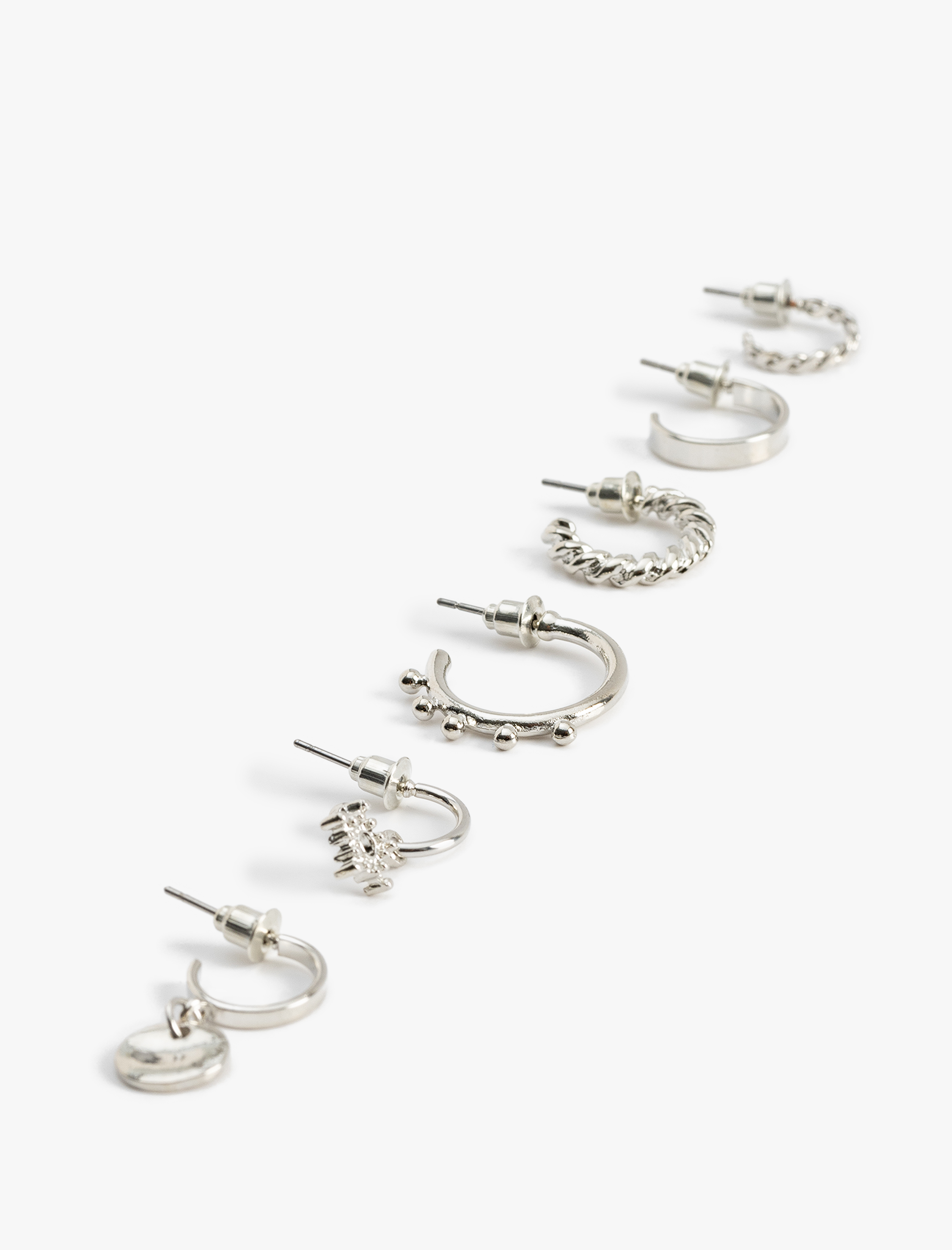  Kadın Çelik Burgu Charm Detaylı 6'lı Halka Küpe Seti