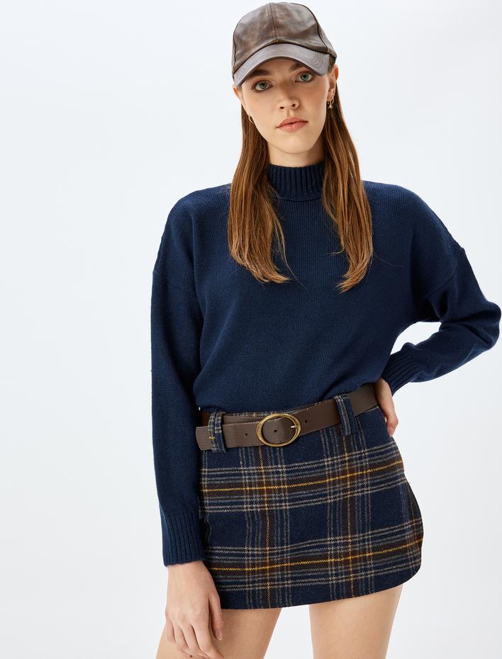  Yarım Balıkçı Yaka Uzun Kollu Basic Triko Kazak