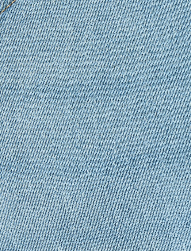 Bermuda Pamuklu Cep Detaylı Slim Fit Kot Şort_5