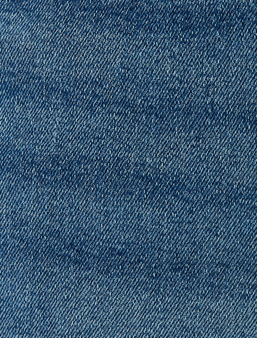   Bermuda Pamuklu Cep Detaylı Slim Fit Kot Şort