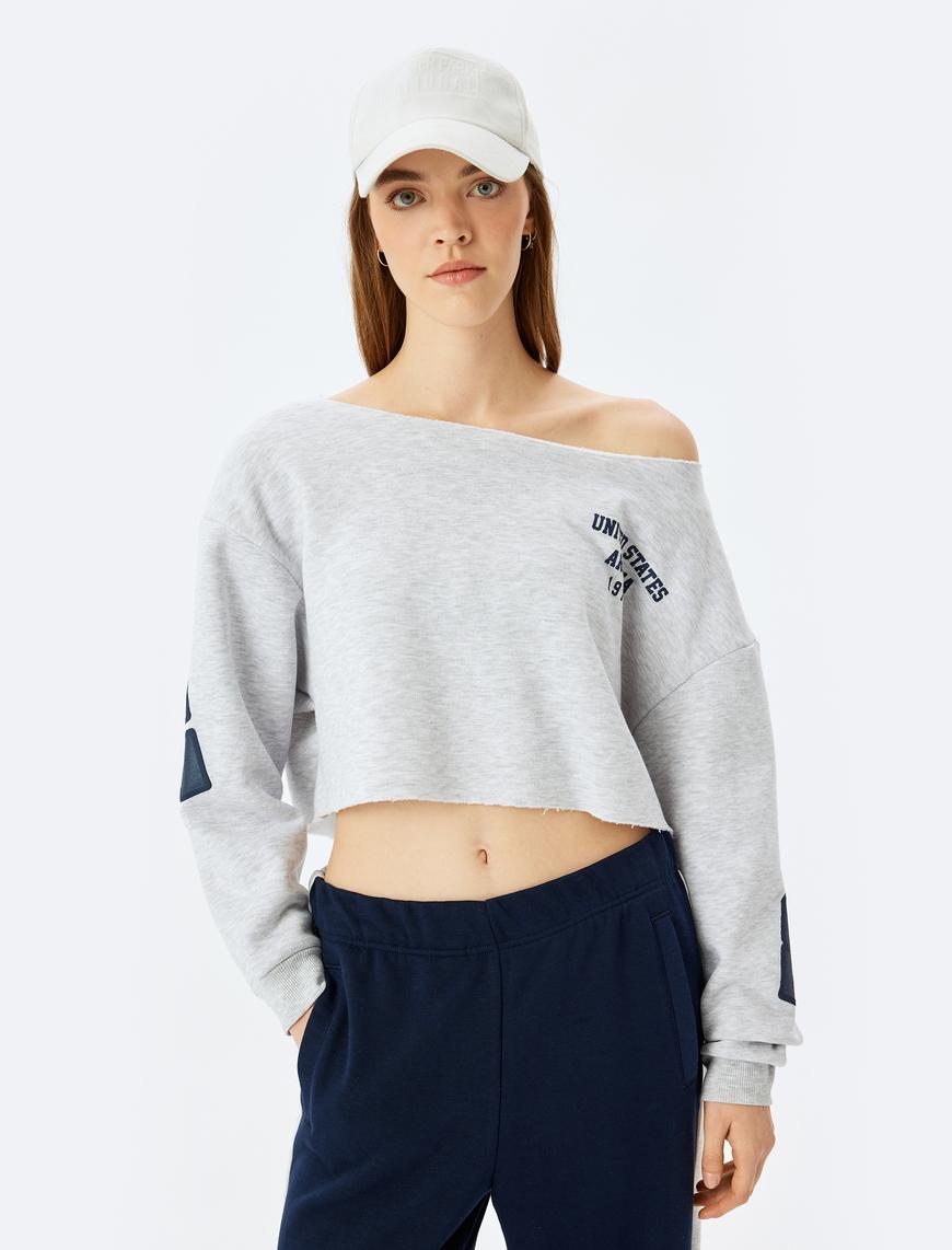   Şardonlu Arkası Baskılı Kayık Yaka Crop Oversize Sweatshirt