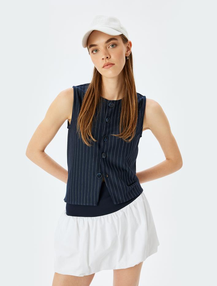  Çizgili Düğme Detaylı Bisiklet Yaka Kolsuz Yelek