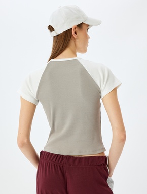 Yıldız Baskılı Reglan Kollu Bisiklet Yaka Kaşkorse Slim Fit Tişört_3