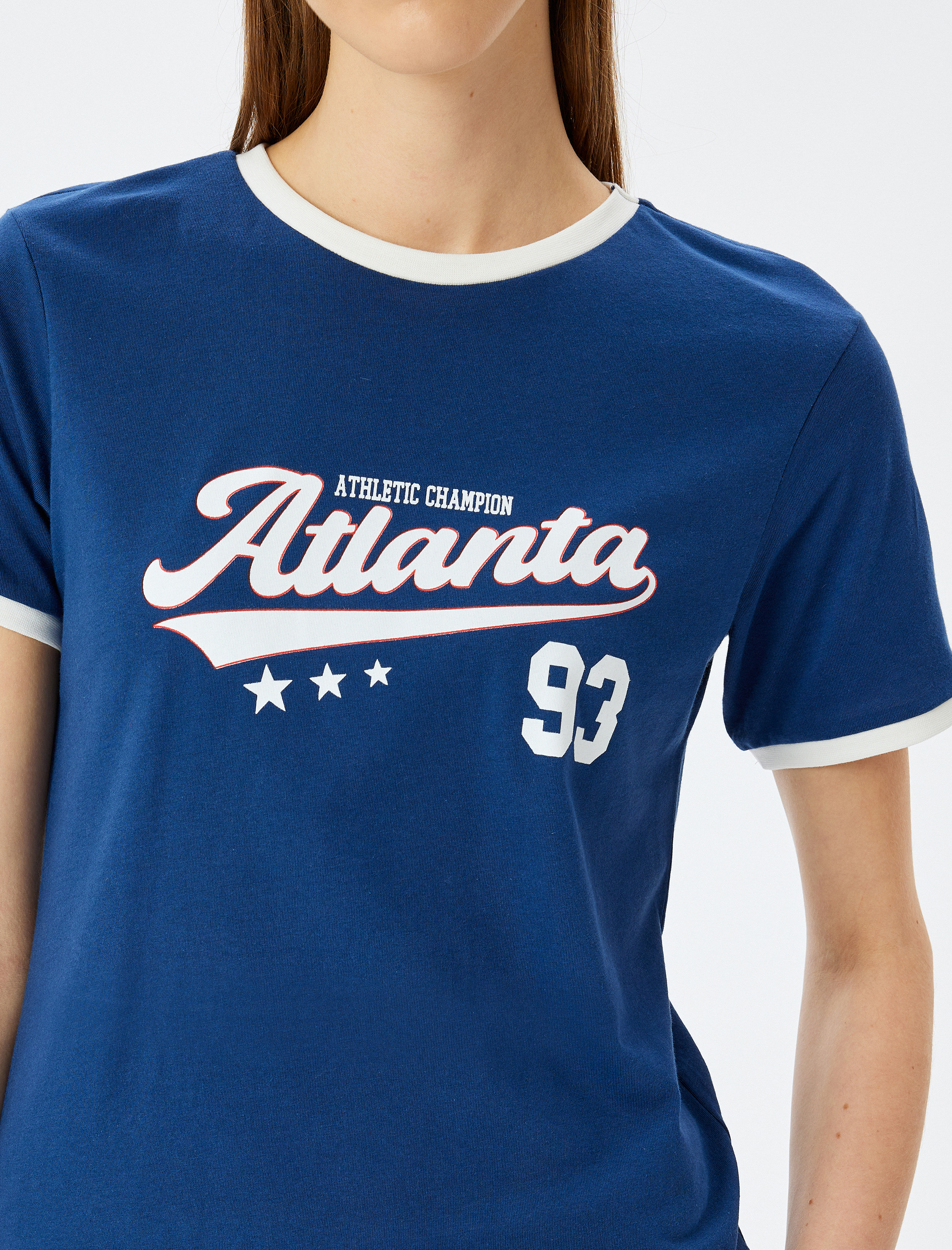 Kolej Baskılı Biyeli Kısa Kollu Bisiklet Yaka Tişört