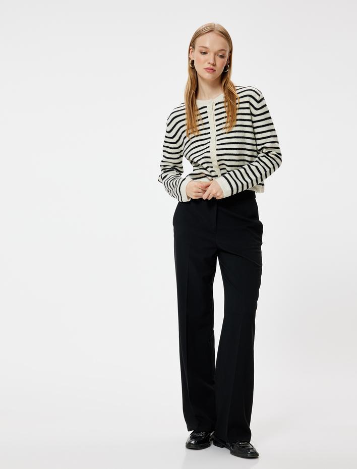  Basic Triko Hırka Bisiklet Yaka Düğmeli Uzun Kollu Yumuşak Dokulu