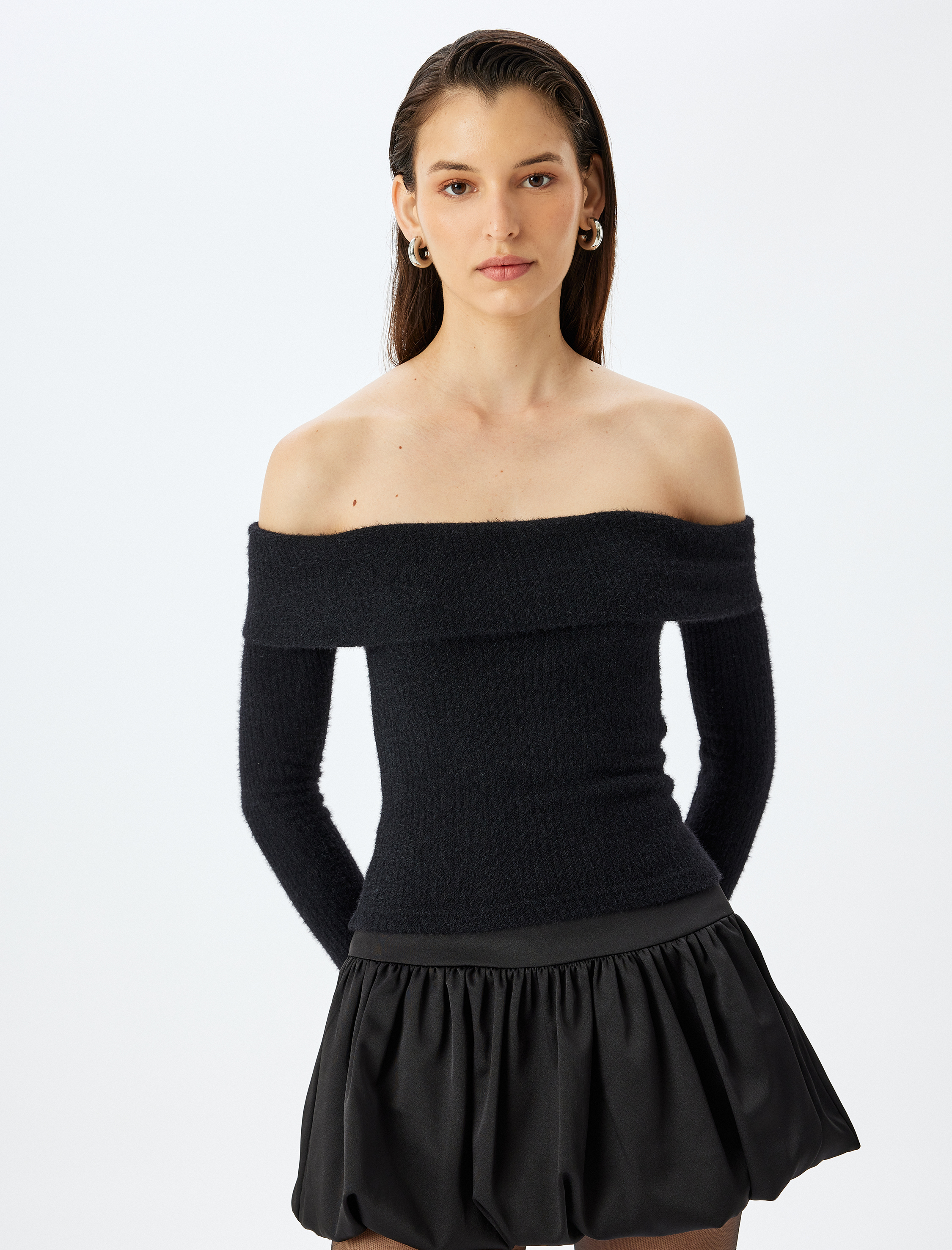   Slim Fit Uzun Kollu Omzu Açık Peluş Kazak