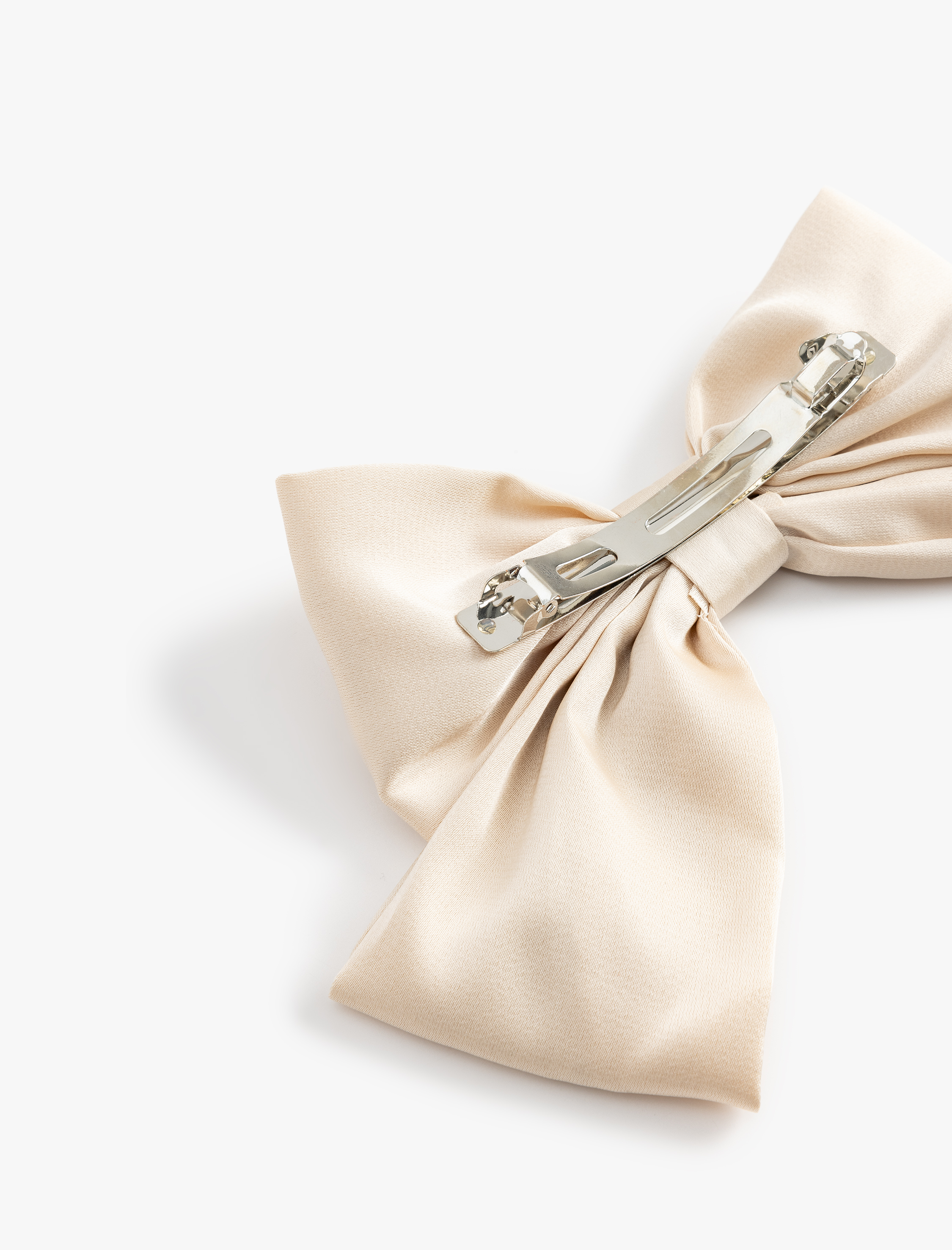  Kadın Fiyonklu Saç Tokası