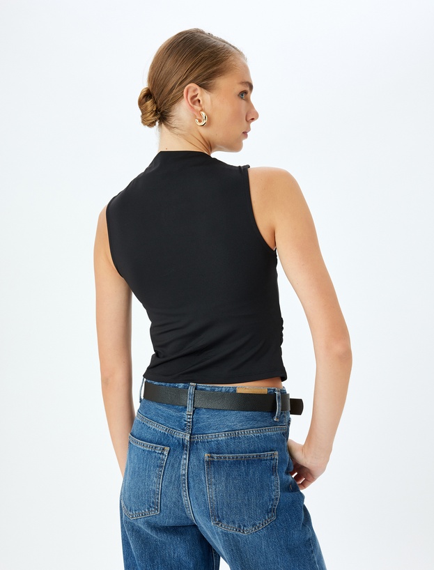 Asimetrik Hafif Dik Yaka Drapeli Slim Fit Kolsuz Bluz_3