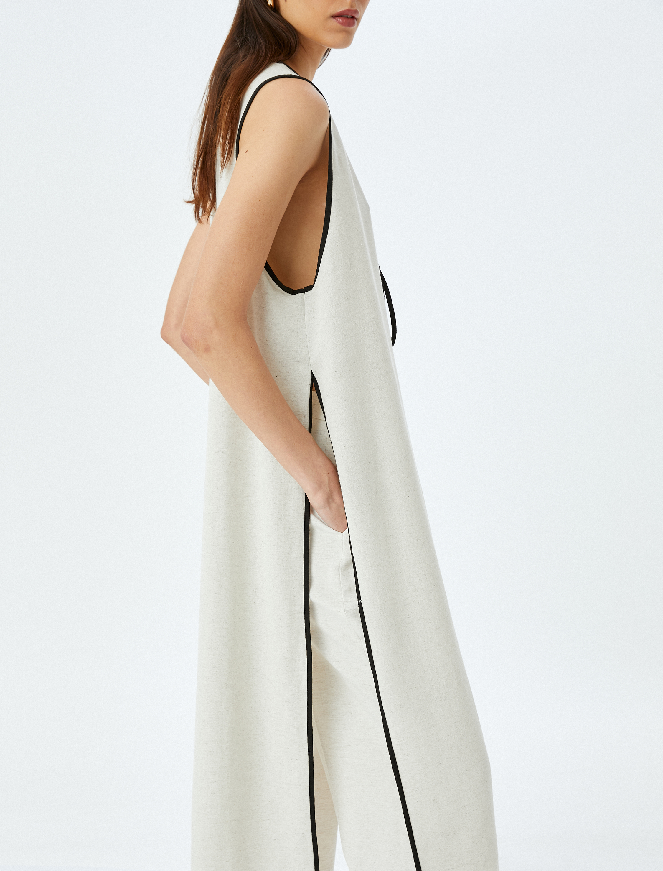 Keten Karışımlı Önden Bağlama Detaylı Uzun Kolsuz Yelek