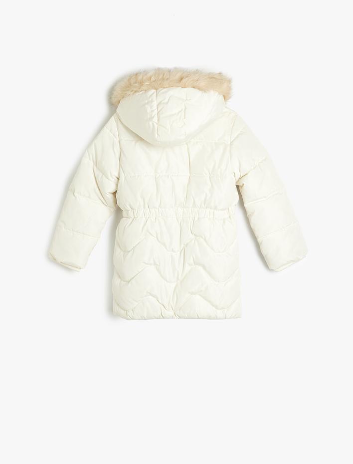 Kız Çocuk Şişme Kaban Suni Kürk Detaylı Kapşonlu Cepli Fermuarlı Kemer Detaylı