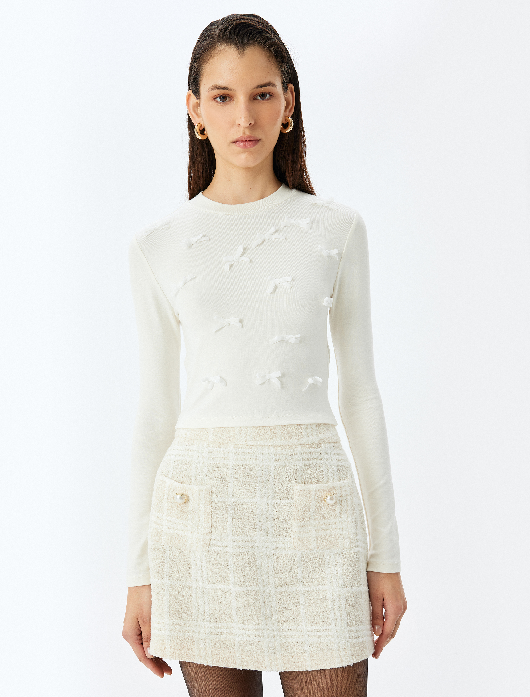   Fiyonk Aplike Detaylı Viskon Slim Fit Bisiklet Yaka Uzun Kollu Tişört