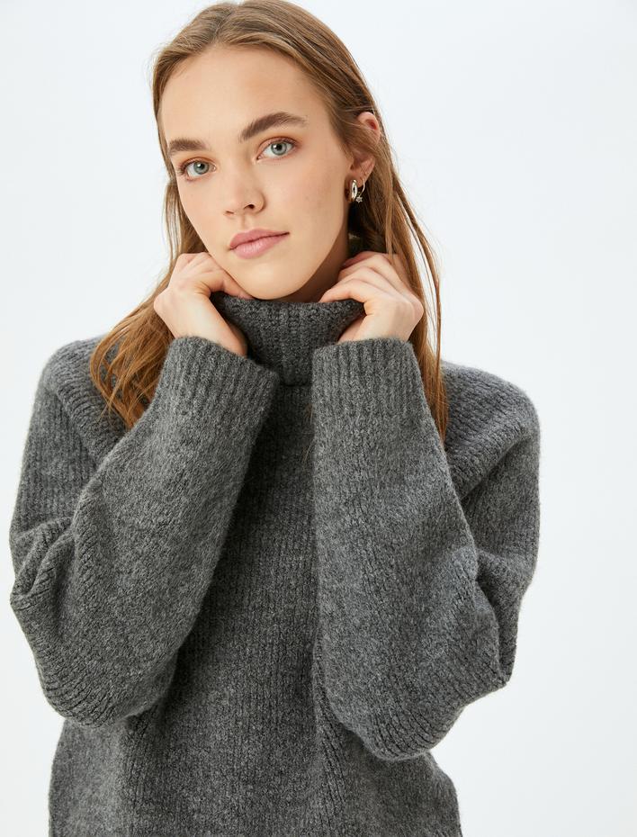  Balıkçı Yaka Dikiş Detaylı Uzun Kollu Triko Kazak