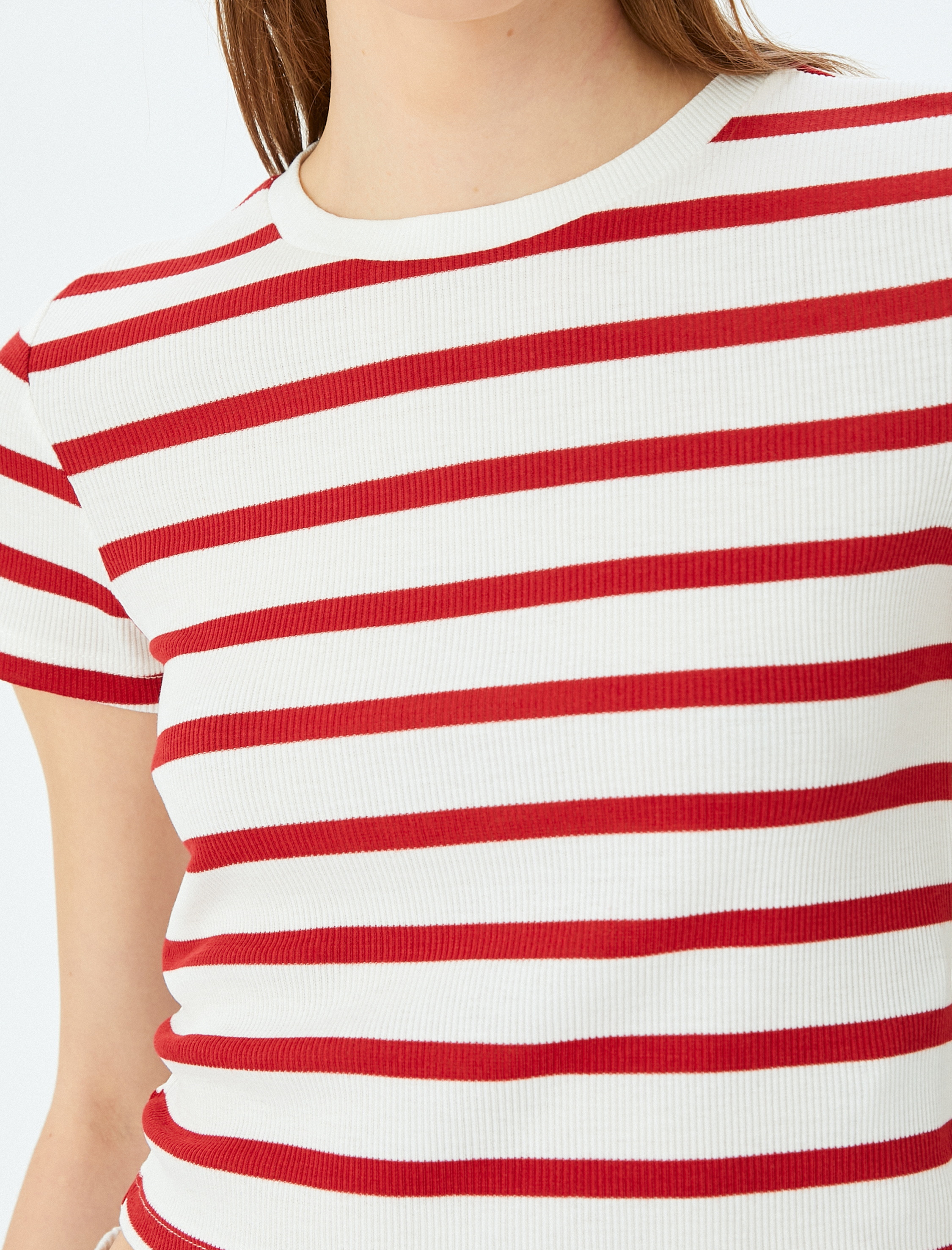   Basic Çizgili Bisiklet Yaka Kısa Kollu Kaşkorse Slim Fit Kadın Tişört