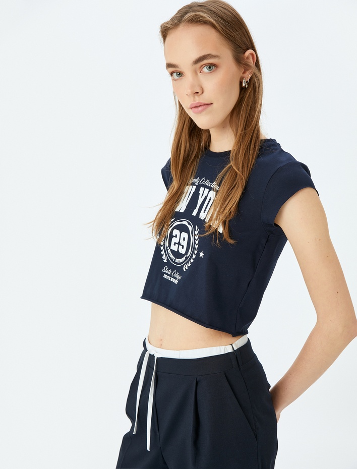  Kolej Baskılı Bisiklet Yaka Kısa Kollu Crop Tişört