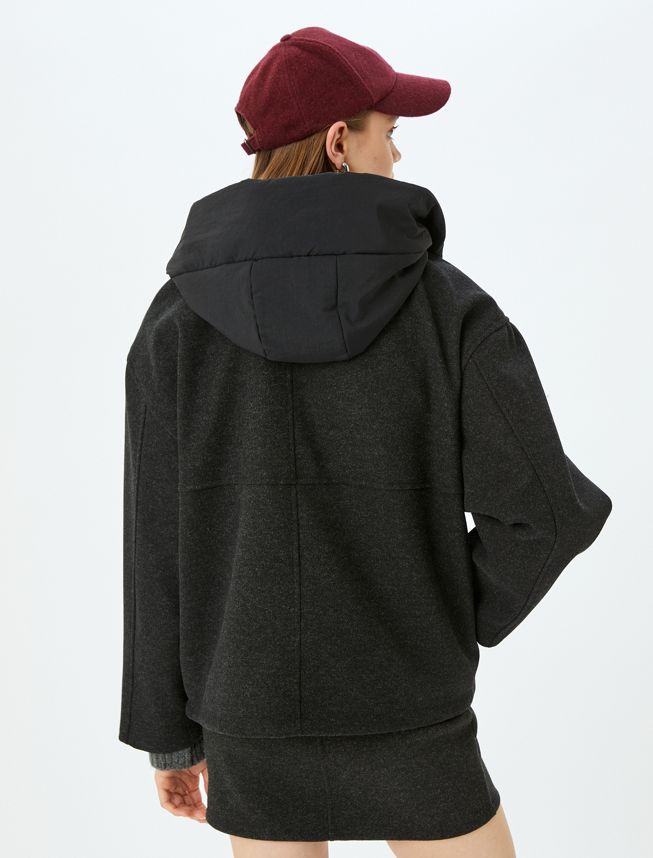   Kapüşonlu Fermuarlı Cepli Oversize Ceket