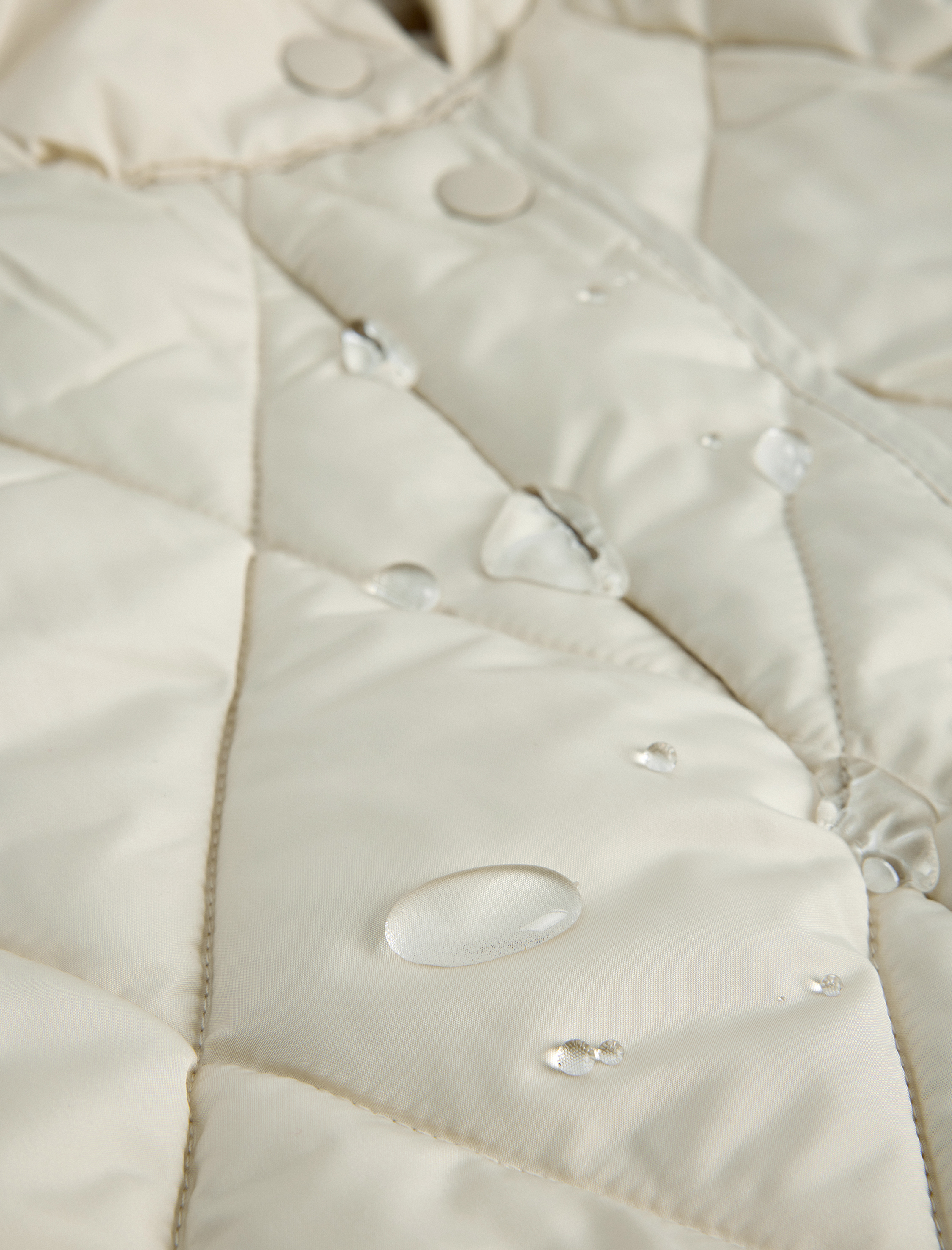   Kapitone Kapşonlu Mont Kalça Boy Cepli Fermuarlı Beli Lastikli