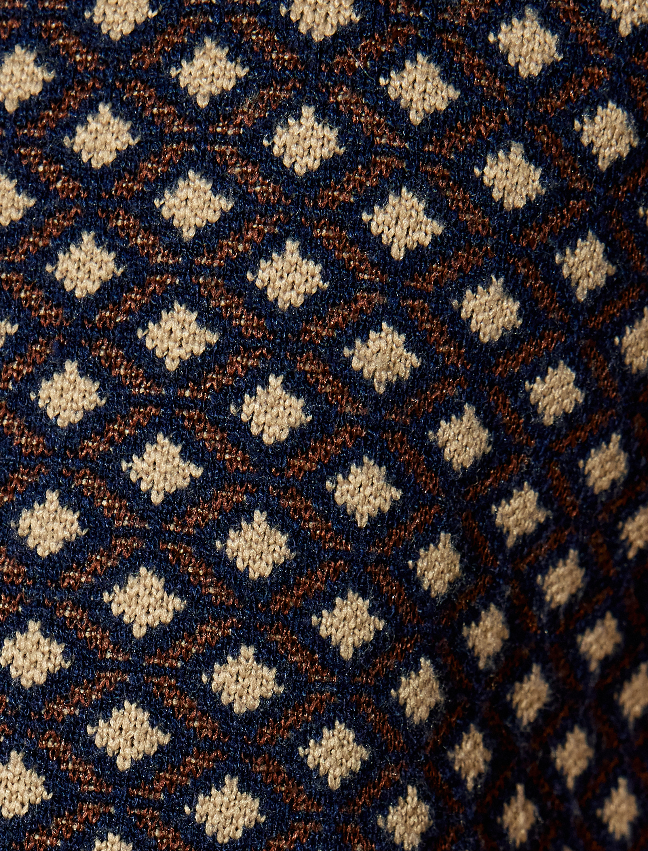 Koton X Melis Ağazat - V Yaka Gold Düğmeli Desenli Triko Yelek