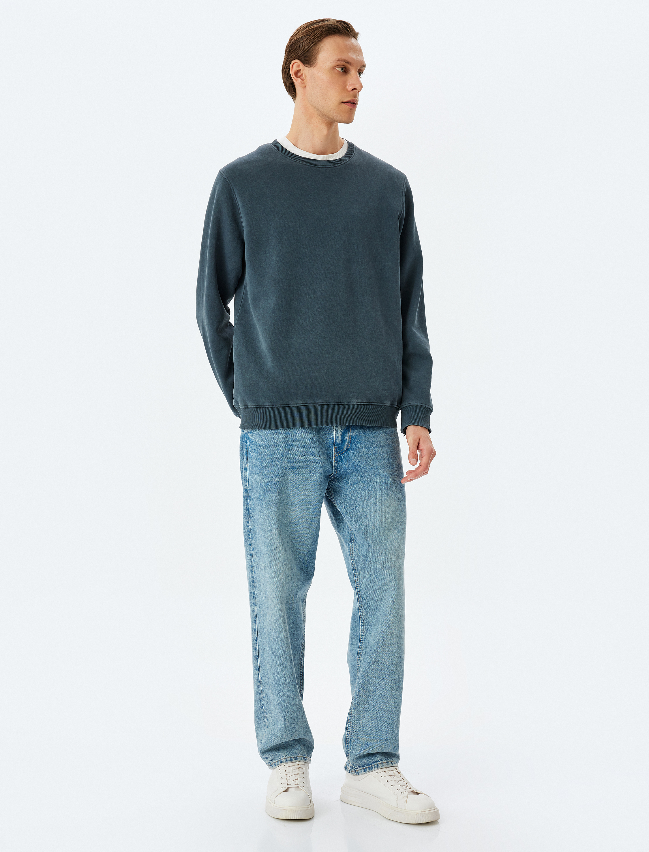   Bisiklet Yaka Uzun Kollu Şardonlu Pamuk Karışımlı Yıkamalı Basic Sweatshirt