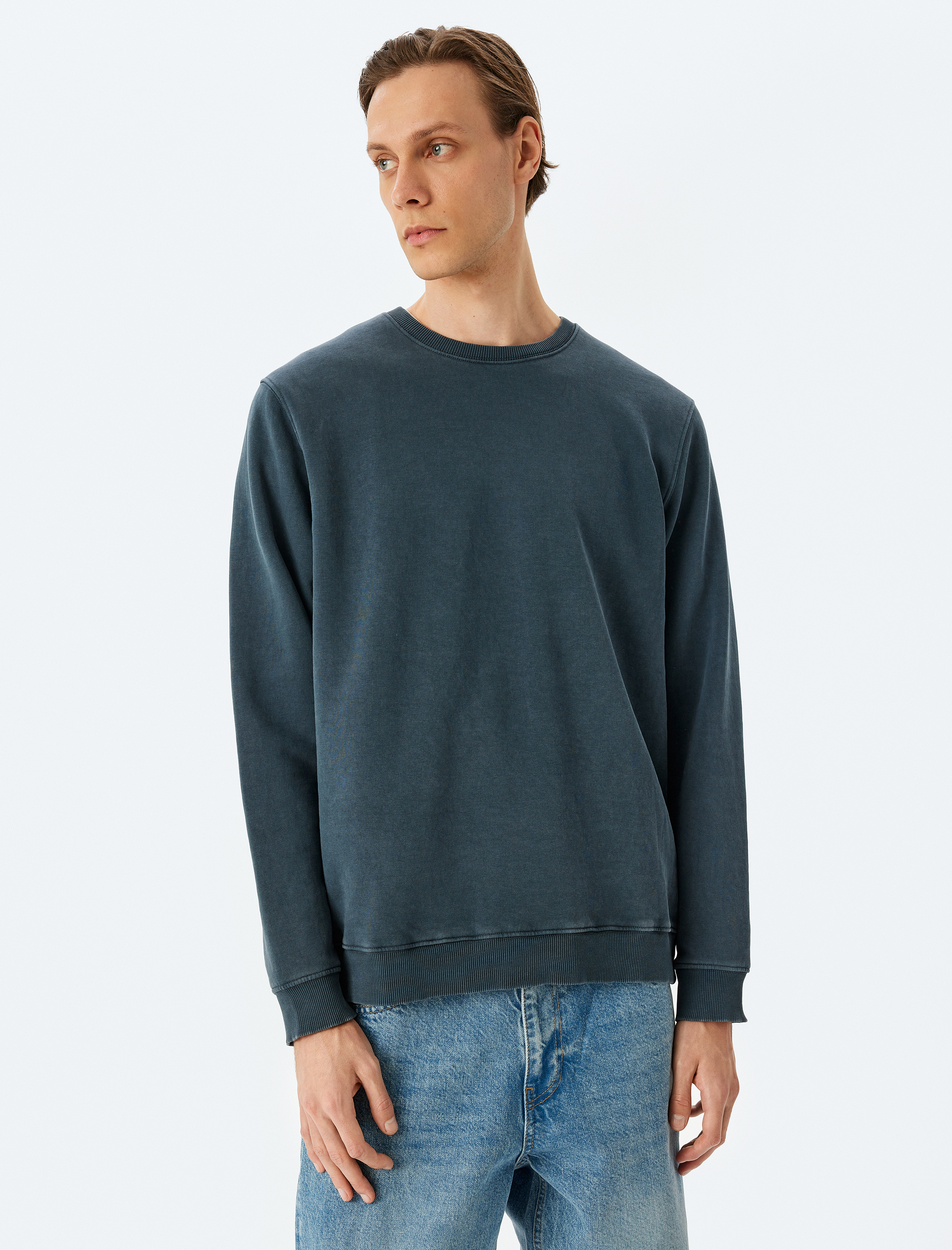   Bisiklet Yaka Uzun Kollu Şardonlu Pamuk Karışımlı Yıkamalı Basic Sweatshirt