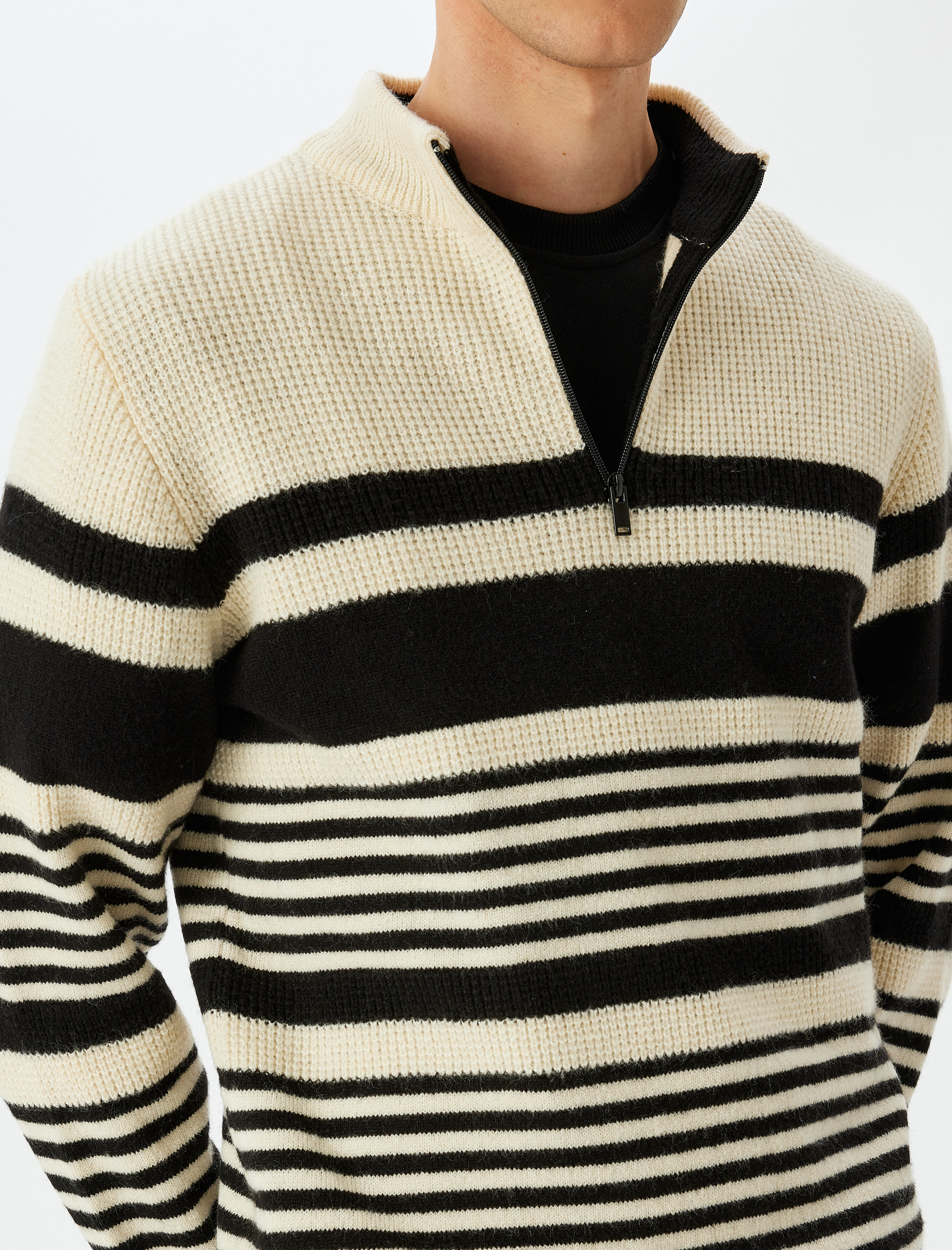   Çizgili Boxy Yarım Fermuarlı Kışlık Triko Kazak