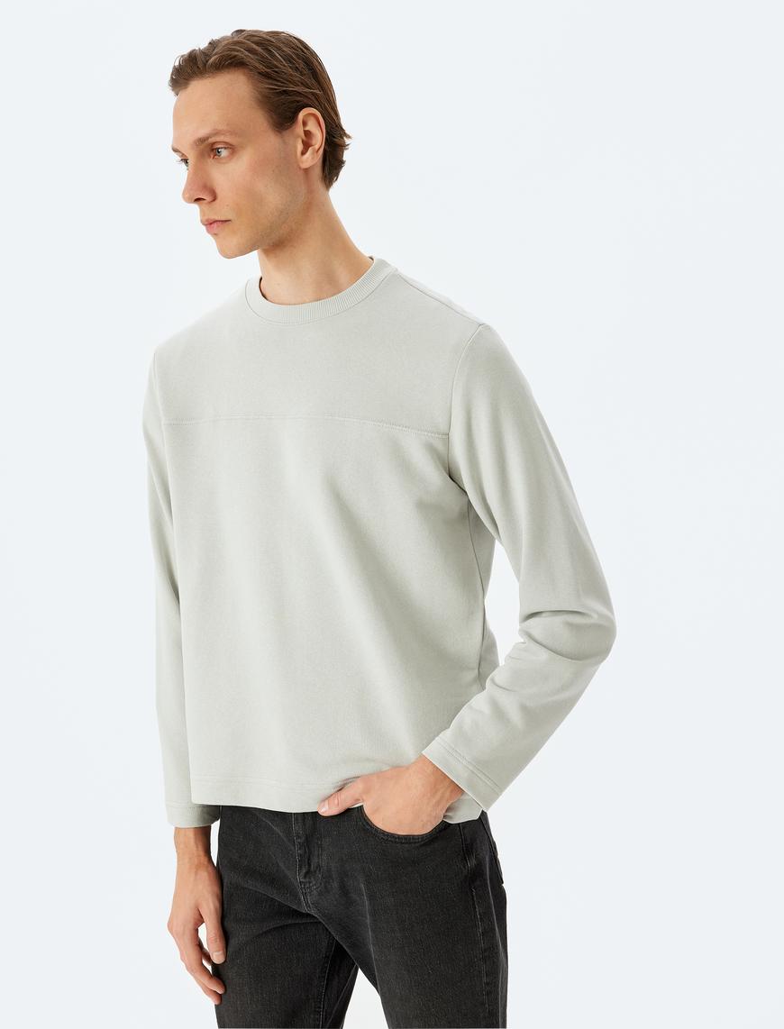   Bisiklet Yaka Uzun Kollu Pamuklu Dikiş Detaylı Basic Sweatshirt