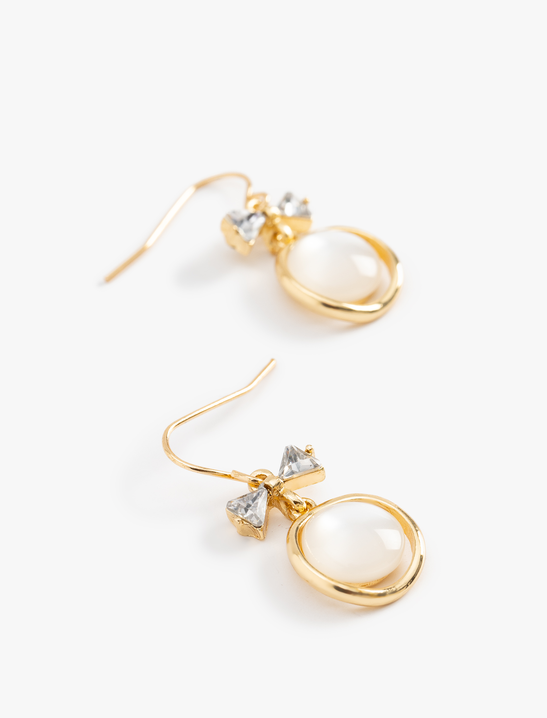  Kadın Taş Detaylı Fiyonklu Sallantılı Geometrik Küpe