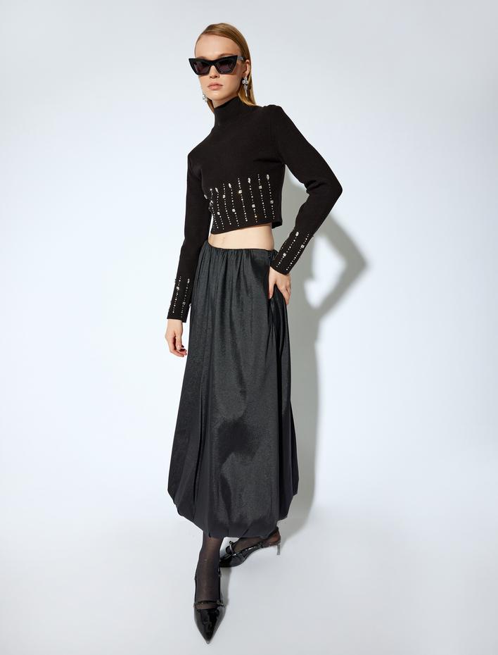  Koton X Melis Ağazat - Uzun Kollu Boğazlı Taşlı Crop Triko Kazak