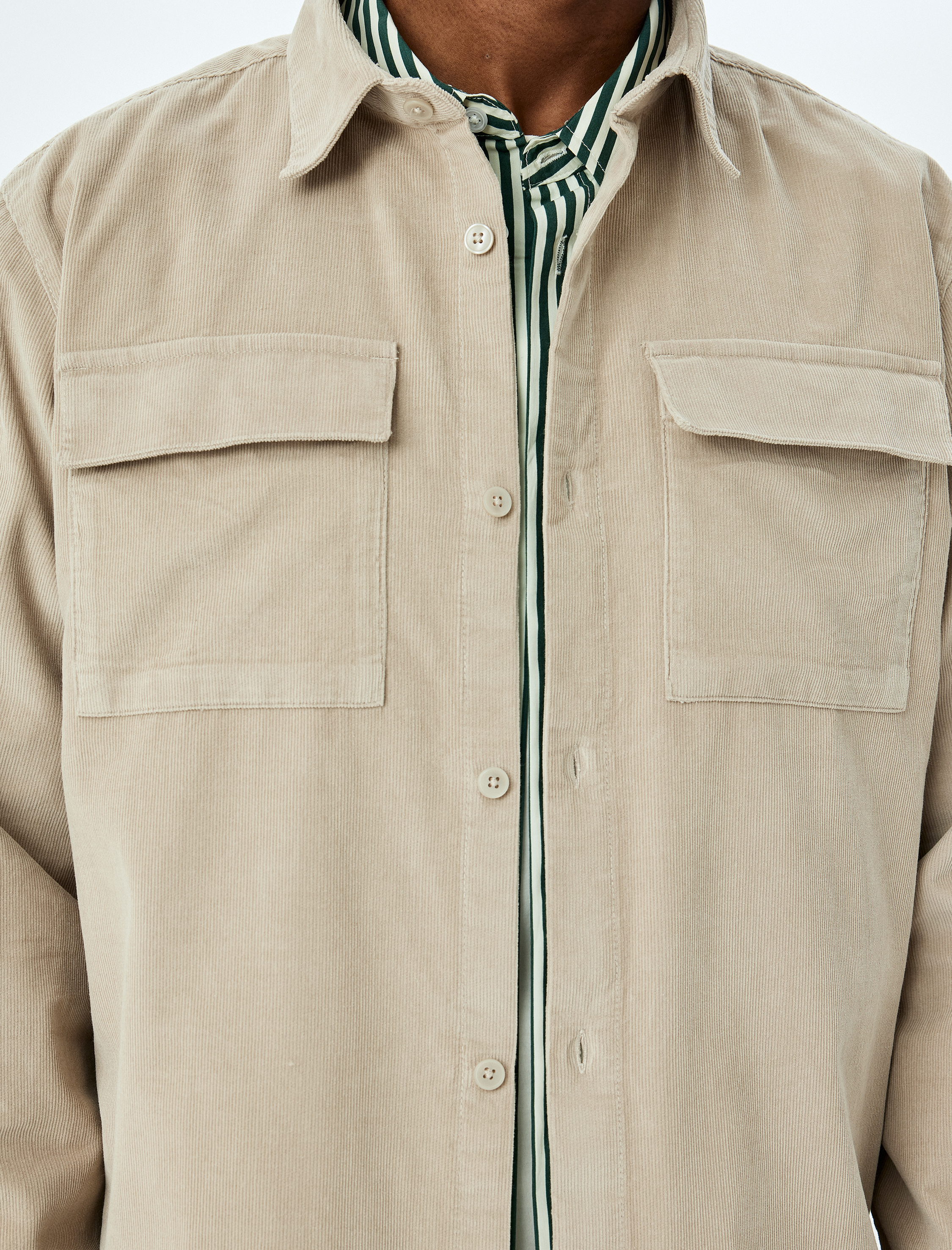 Kapaklı Cep Detaylı Pamuklu Düğmeli Fitilli Kadife Ceket