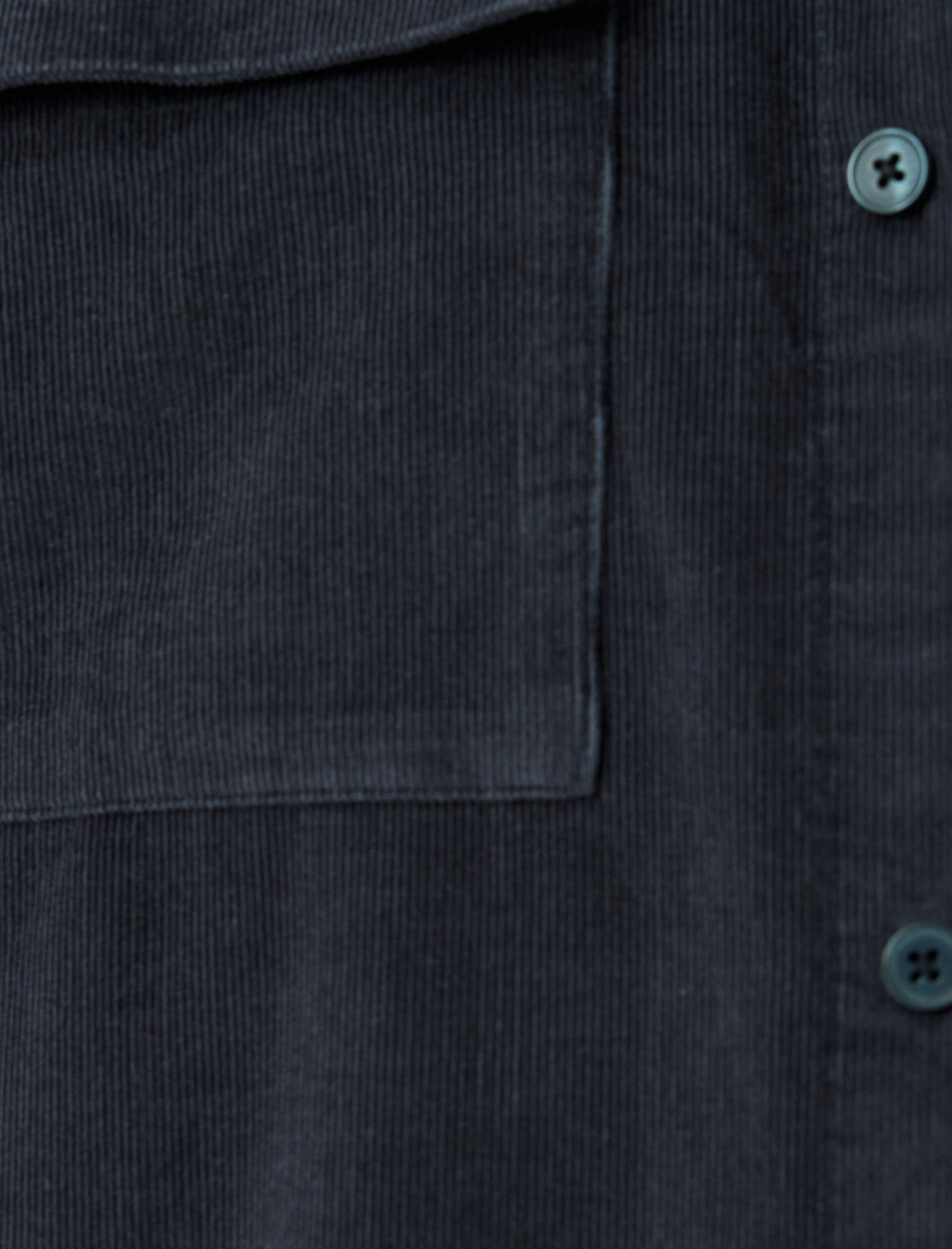 Kapaklı Cep Detaylı Pamuklu Düğmeli Fitilli Kadife Ceket