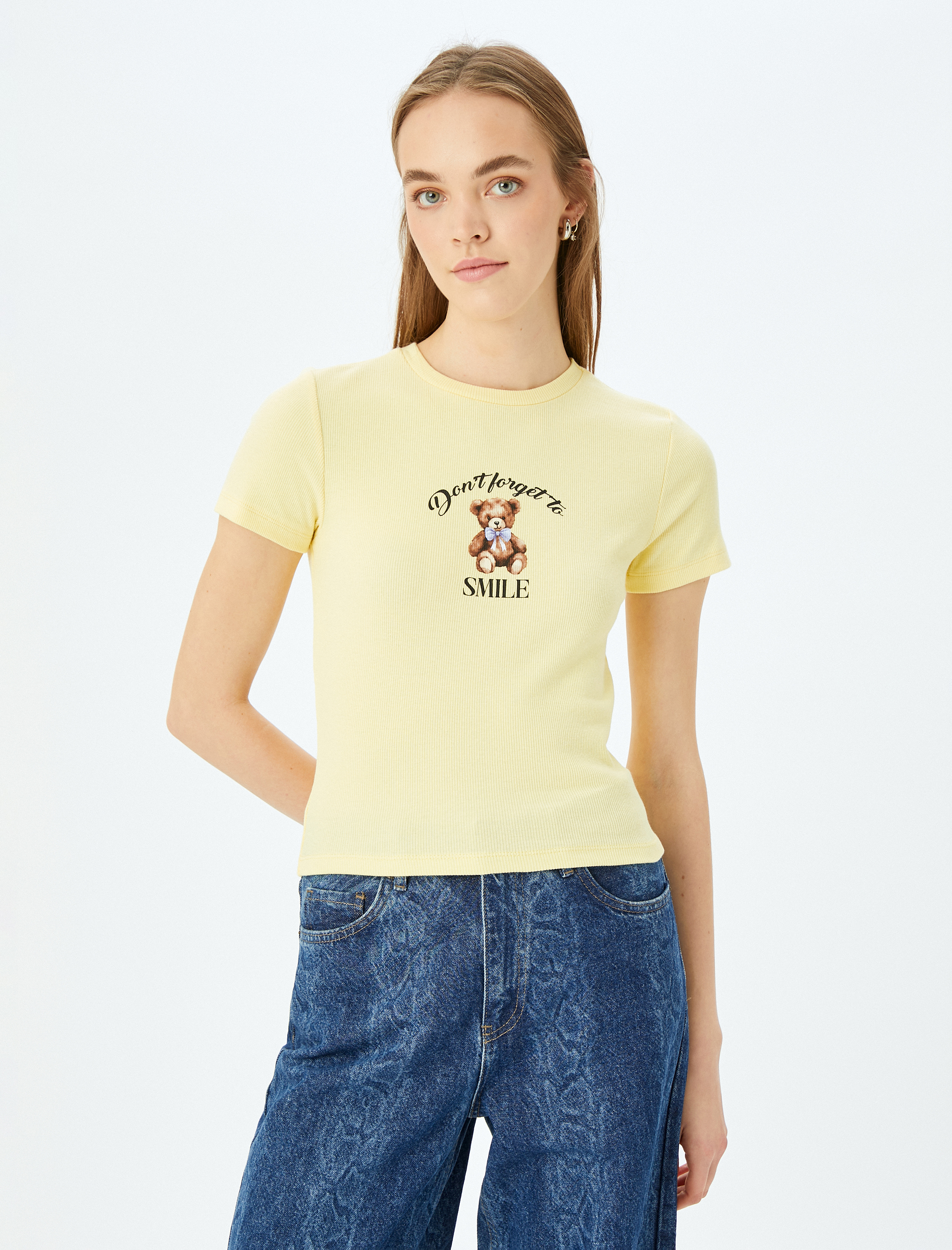   Ayı Baskılı Kısa Kollu Bisiklet Yaka Slim Fit Tişört