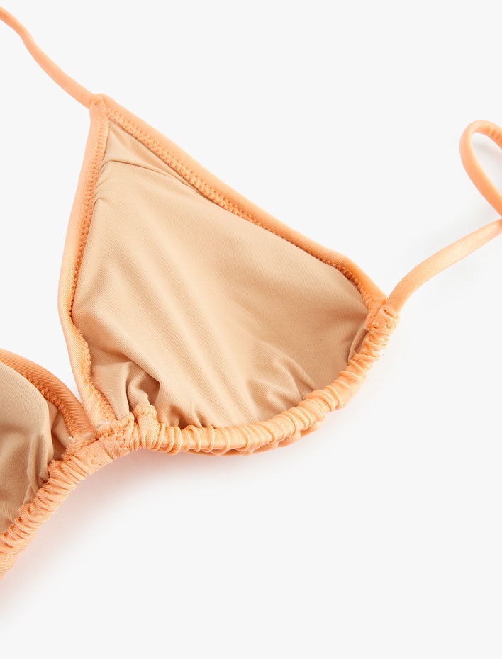  Üçgen Bikini Üstü