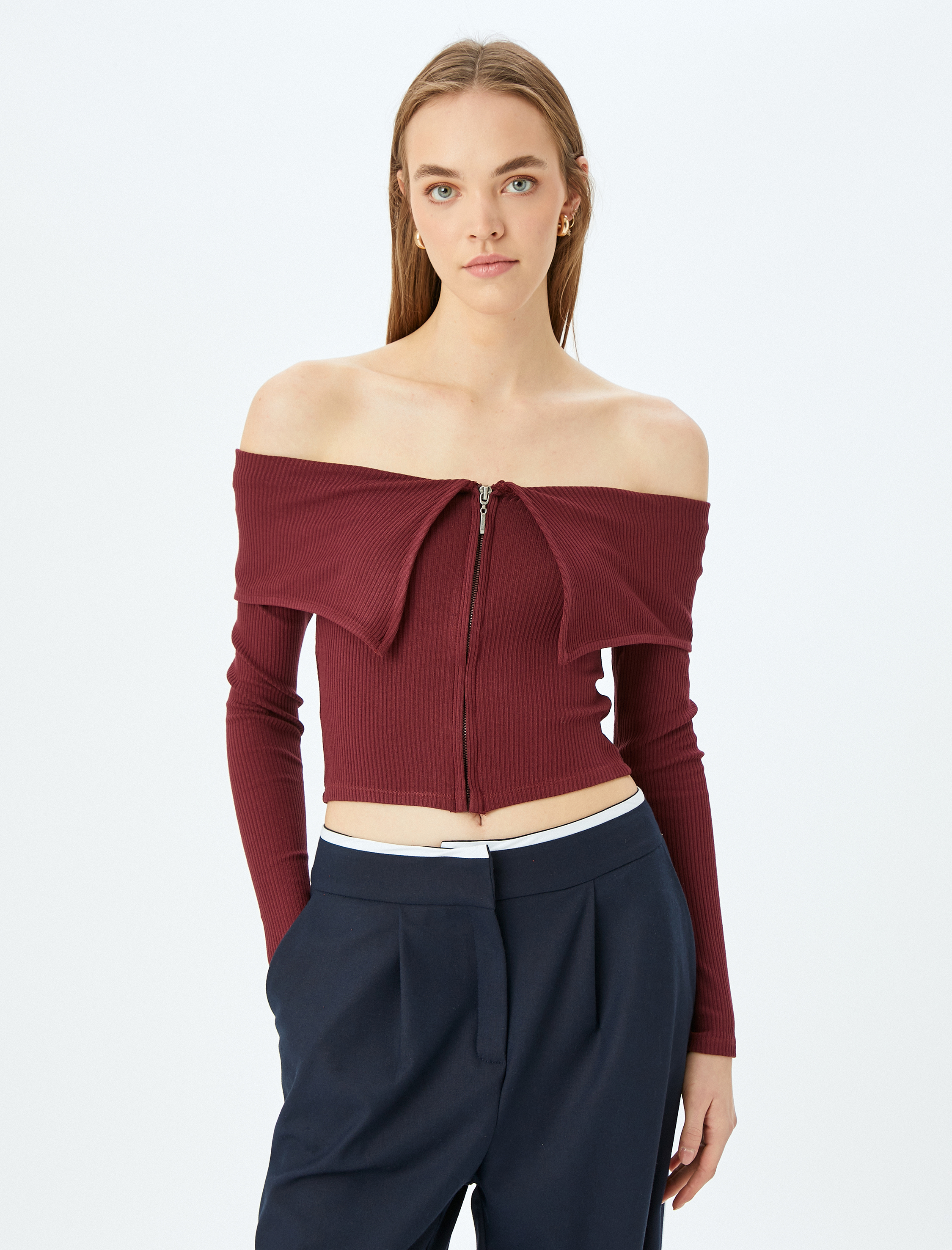   Crop Tişört Uzun Kollu Fermuarlı Omzu Açık Slim Fit