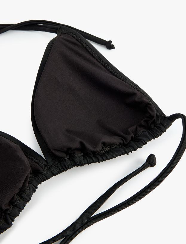 Üçgen İpli Bikini Üstü_1
