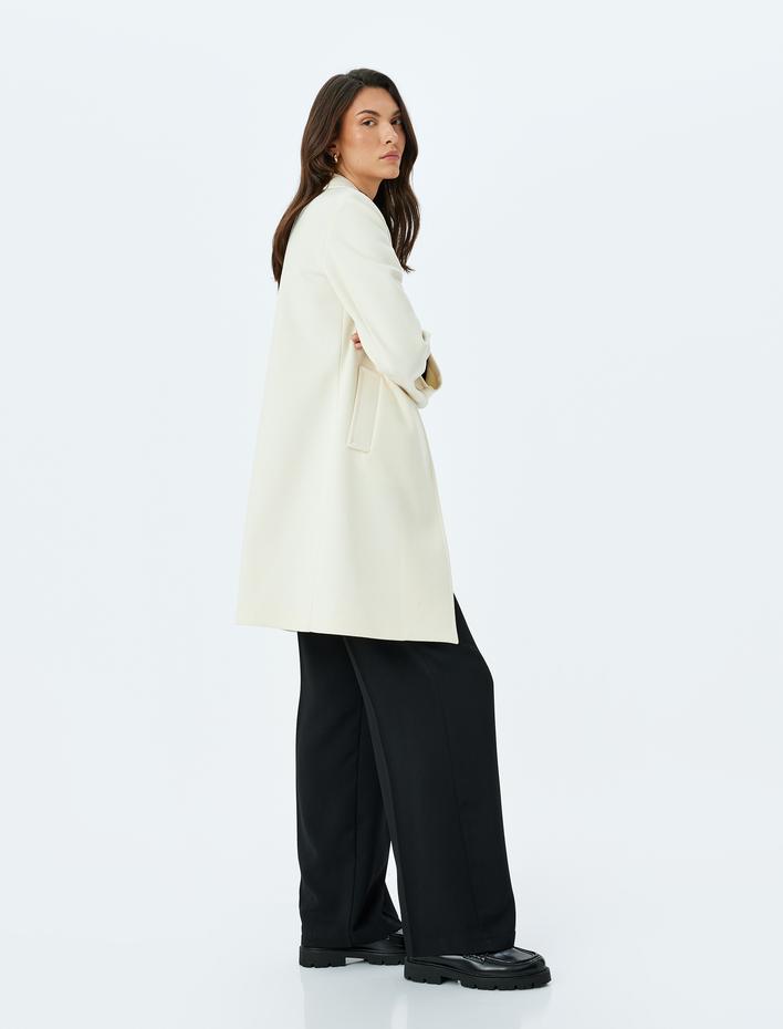  Düğmeli Cepli Kruvaze Uzun Kaşe Kaban