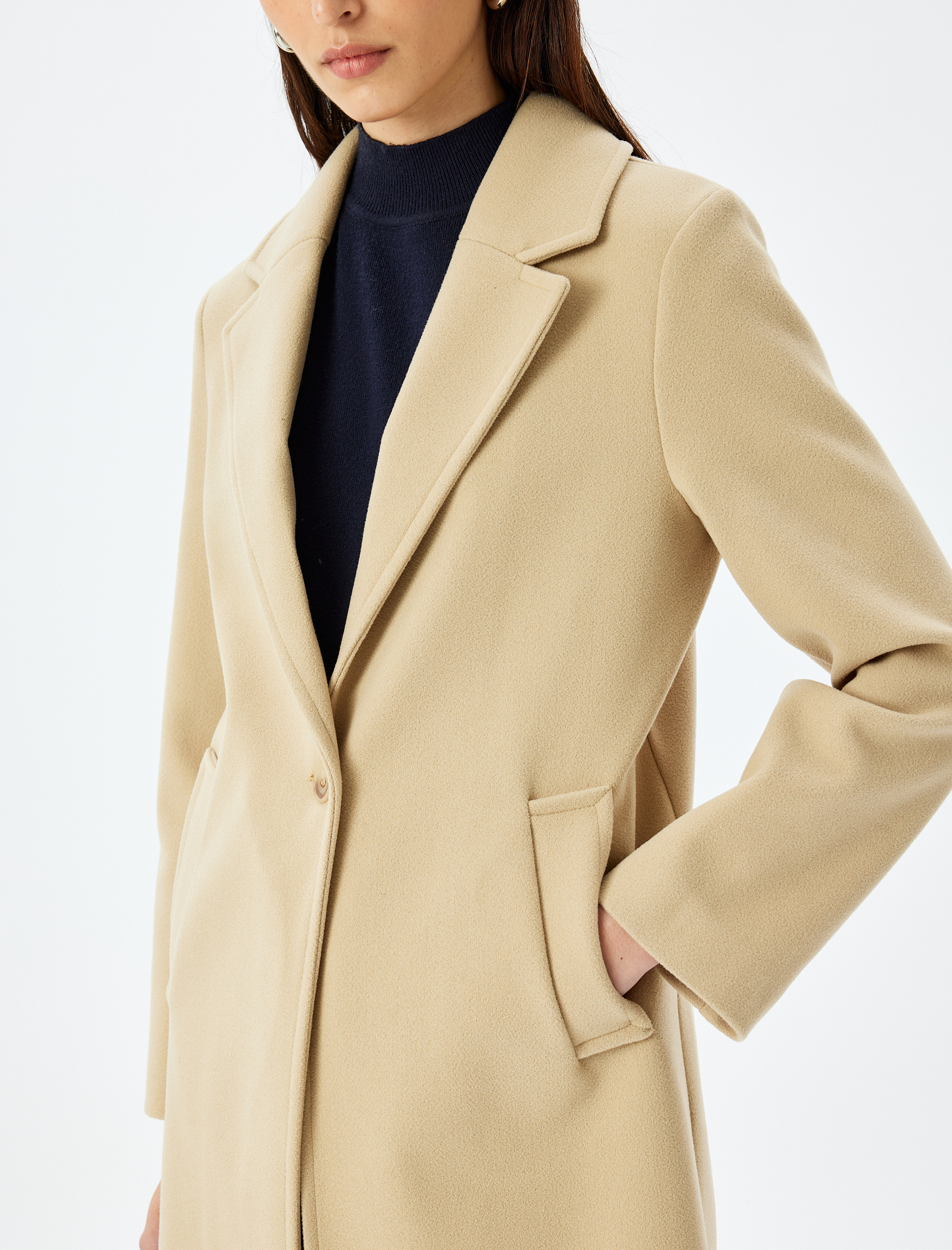   Düğmeli Cepli Kruvaze Uzun Bej Kaşe Kaban