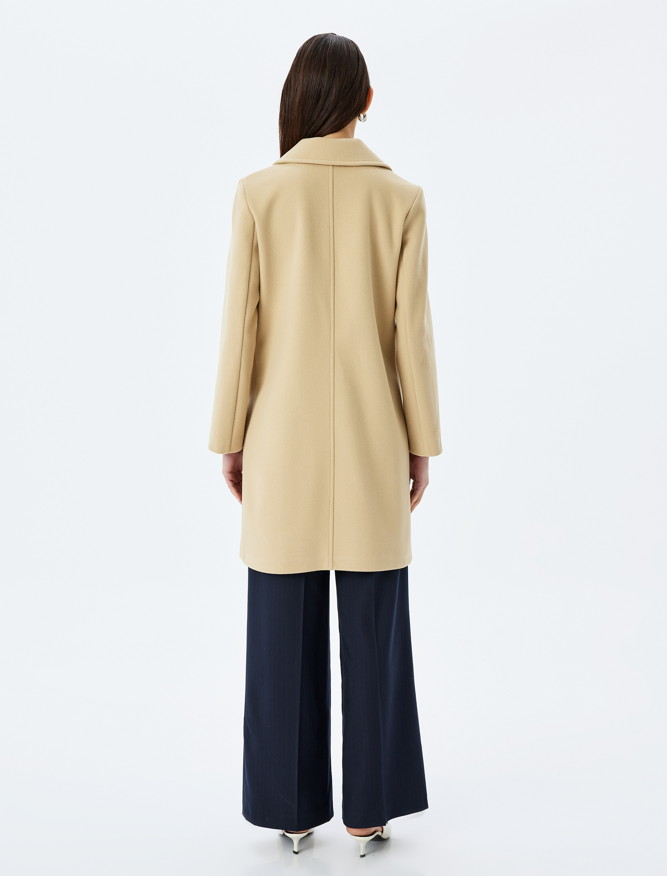   Düğmeli Cepli Kruvaze Uzun Bej Kaşe Kaban