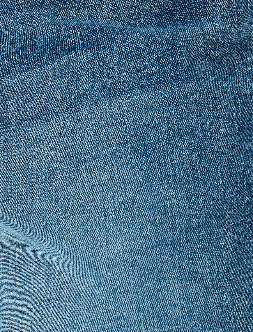   Slim Fit Katlamalı Paça Kot Şort