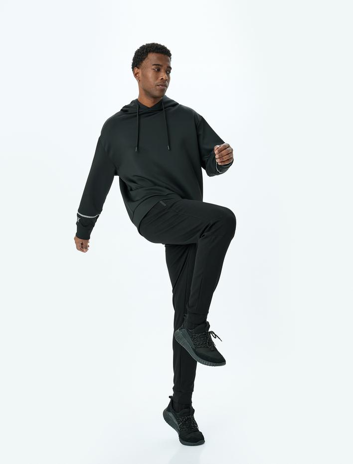  Fermuarlı Cep Detaylı Beli Bağcıklı Straight Fit Jogger Spor Eşofman Altı