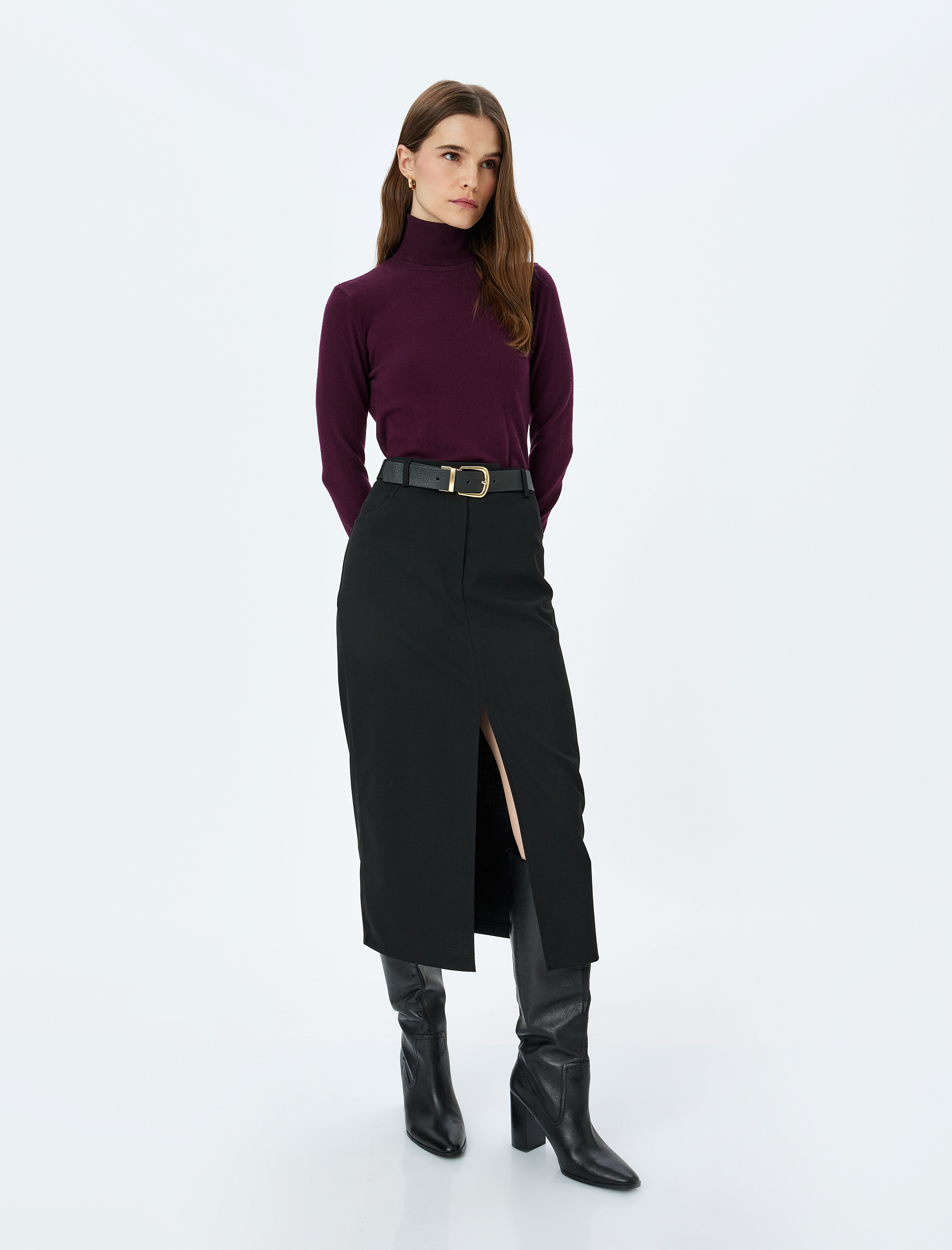 Önden Yırtmaç Detaylı Midi Boy Kalem Etek