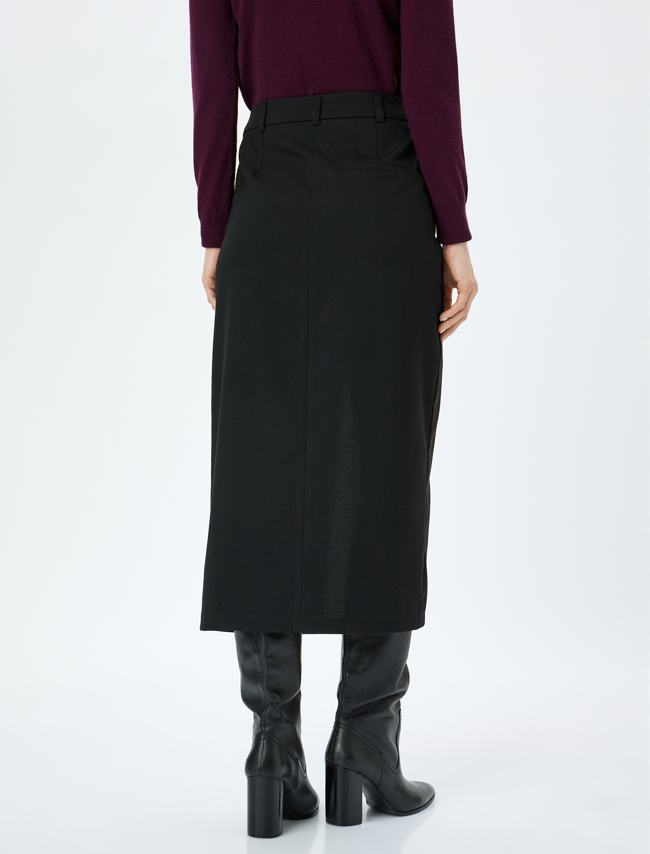 Önden Yırtmaç Detaylı Midi Boy Kalem Etek